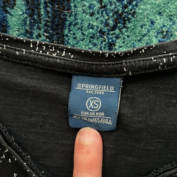 Stylish patterned tee - Picture 2 of 3